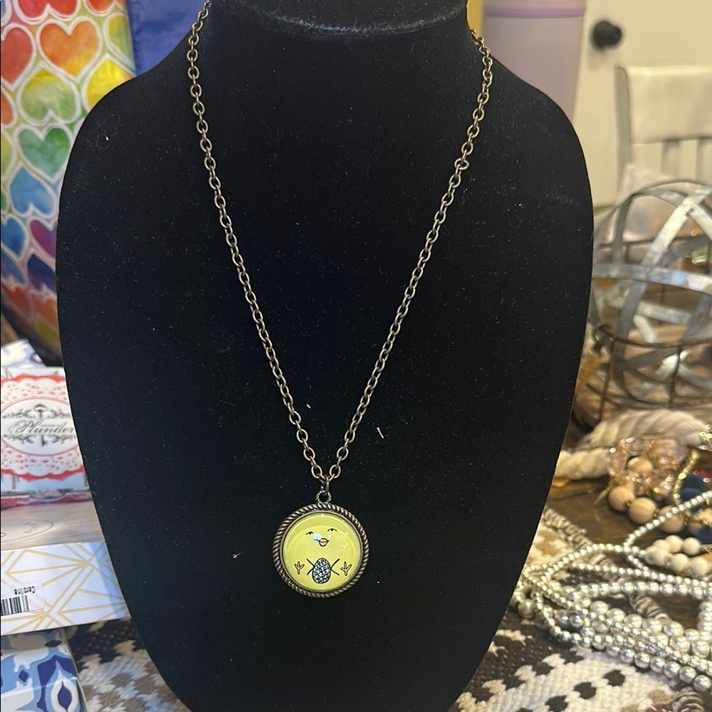 Gold Pendant Necklace